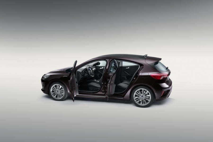  Ford Focus Vignale 2018 года  (WW) (фото 13 из 37)